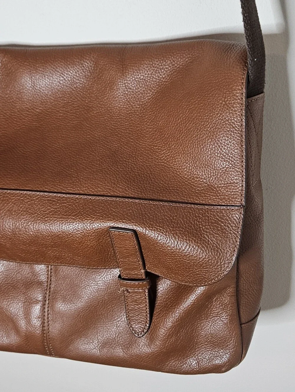 Fossil buckner messenger